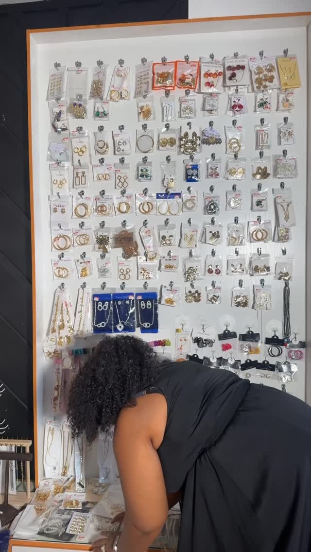 Shakara jewellery wall
